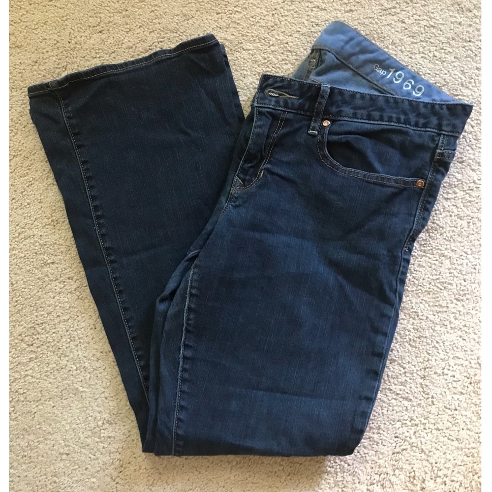 GAP Petite Curvy Bootcut Jeans